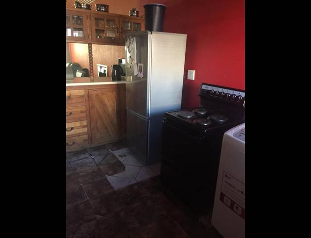 2 BEDROOM TOWNHOUSE FOR SALE IN REITZ PARK